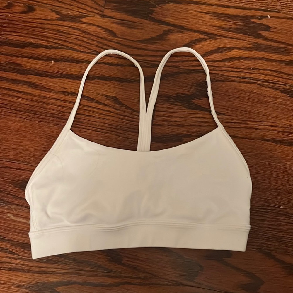 Lululemon white sports bra